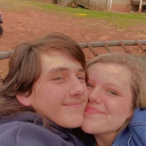 Meet your Posher, Trayton